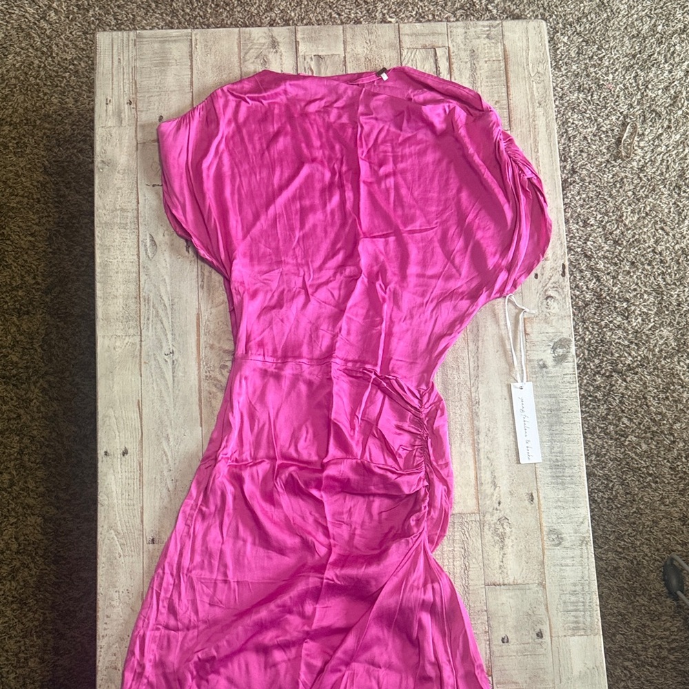 Size small Young Fabulous & Broke Vibrant Fuchsia Midi Dress (2)